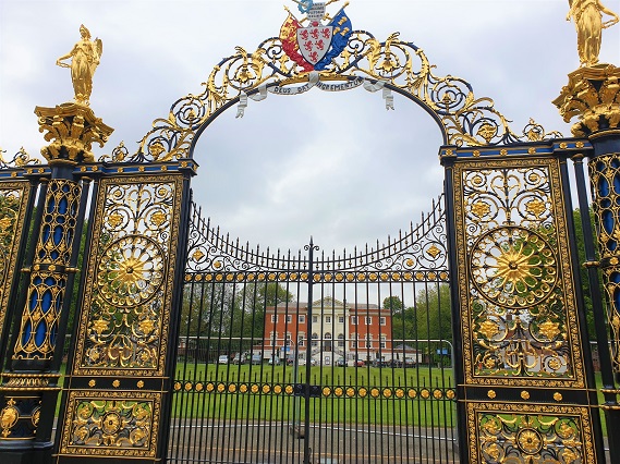 Town Hall Golden Gates