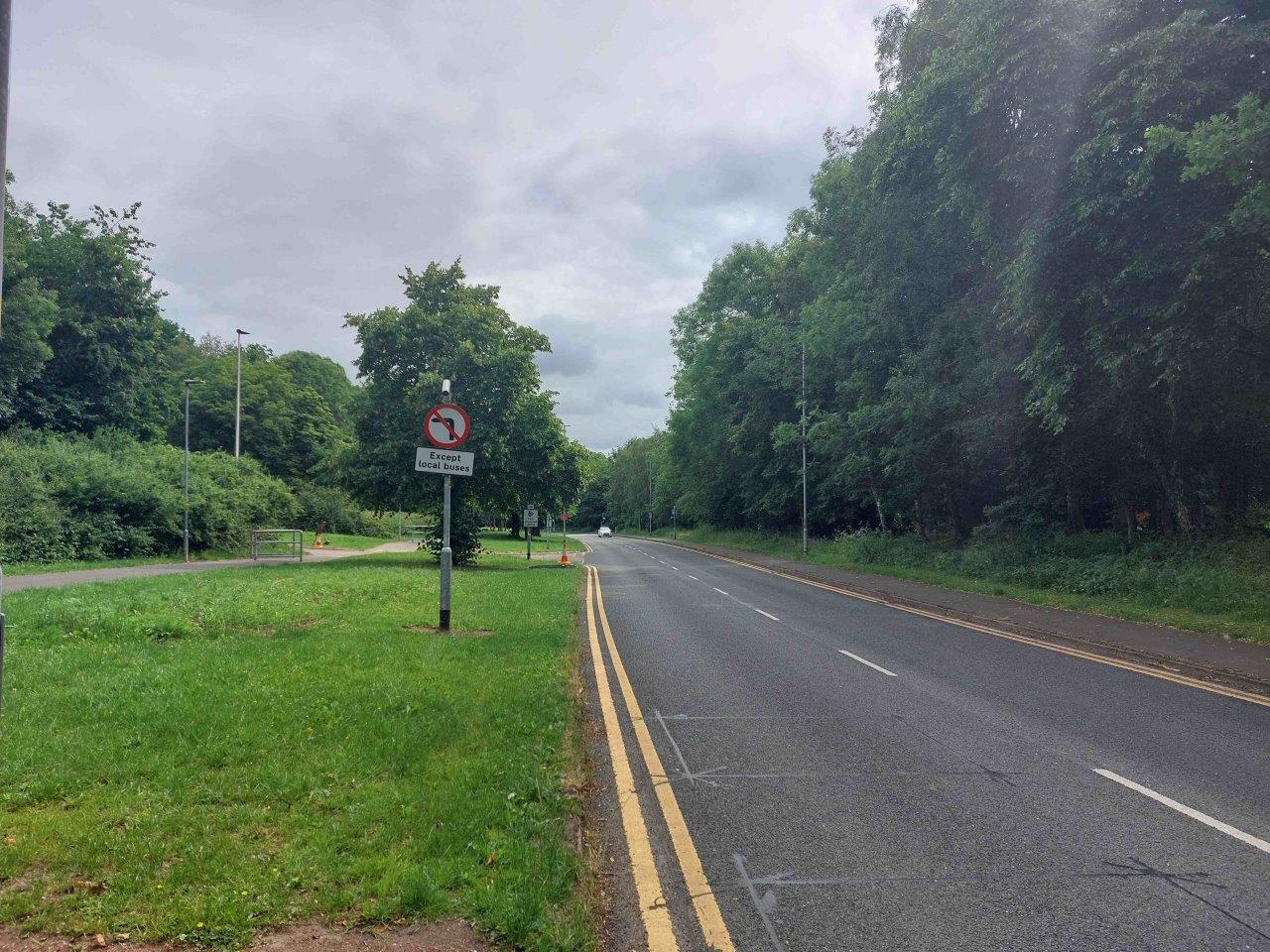 Birchwood bus lane - Signage on Ordnance Avenue - eastbound