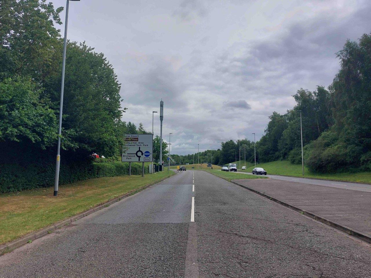 Birchwood bus lane -Bus lane signage on Birchwood Way - eastbound