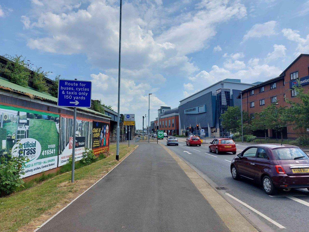 Legh Street bus lane - Signage on Midland Way - Eastbound