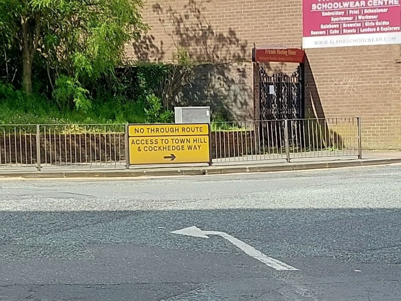 Scotland Road bus gate - Signage opposite the  Buttermarket Street junction