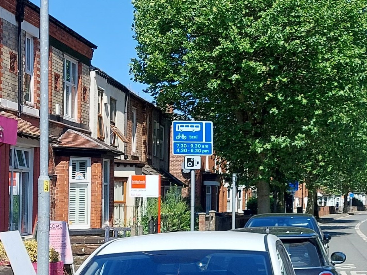 Wilderspool Causeway bus lane - times of operation